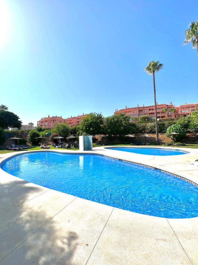 Fabulous Vacation In A 2 Bedroom Townhouse With 2 Terraces Overlooking The Sea, Suitable For 6 People 3 Swimming Pools Tennis And 200 Mts From The Sea El Faro Экстерьер фото
