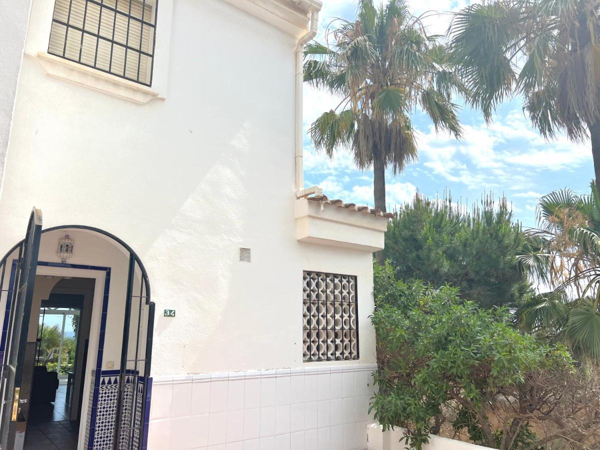 Fabulous Vacation In A 2 Bedroom Townhouse With 2 Terraces Overlooking The Sea, Suitable For 6 People 3 Swimming Pools Tennis And 200 Mts From The Sea El Faro Экстерьер фото