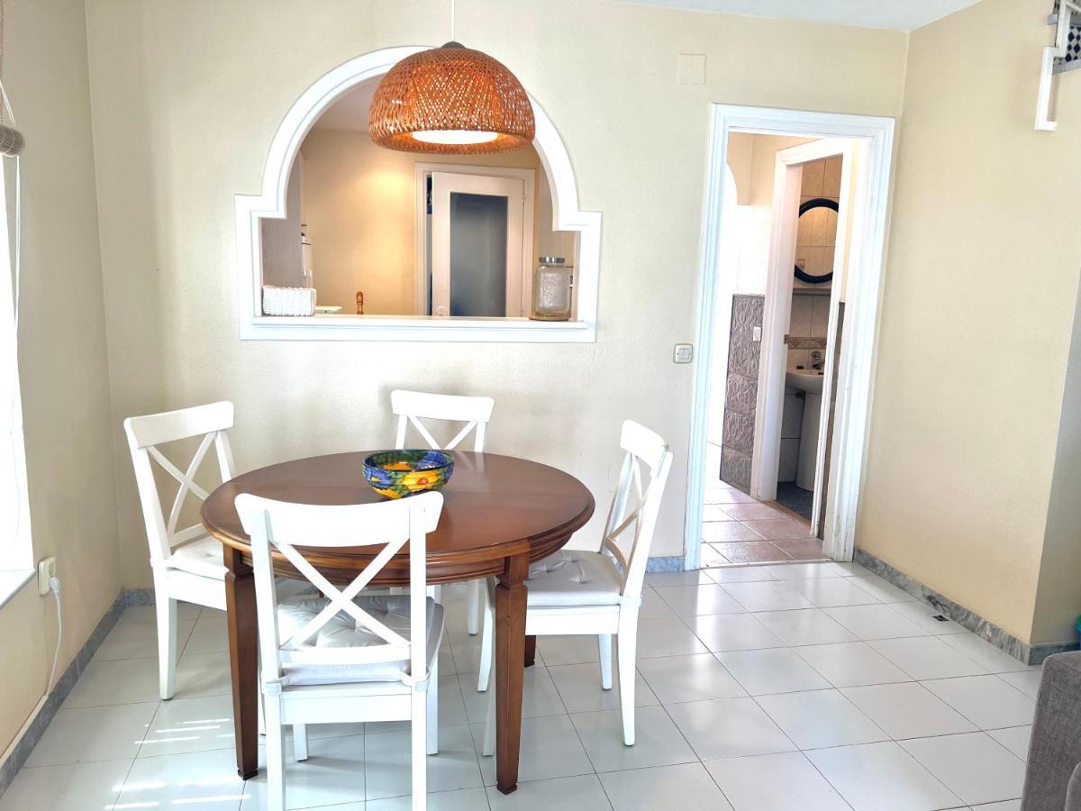 Fabulous Vacation In A 2 Bedroom Townhouse With 2 Terraces Overlooking The Sea, Suitable For 6 People 3 Swimming Pools Tennis And 200 Mts From The Sea El Faro Экстерьер фото