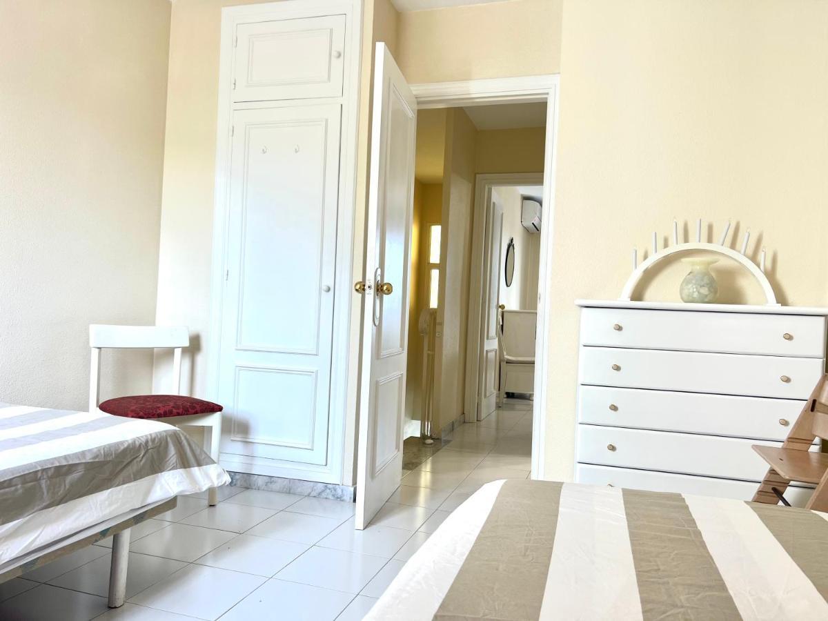 Fabulous Vacation In A 2 Bedroom Townhouse With 2 Terraces Overlooking The Sea, Suitable For 6 People 3 Swimming Pools Tennis And 200 Mts From The Sea El Faro Экстерьер фото